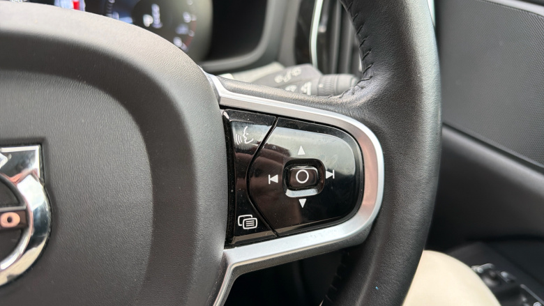 Volvo V60 2.0 B4D Cross Country 5dr AWD Auto Diesel Estate